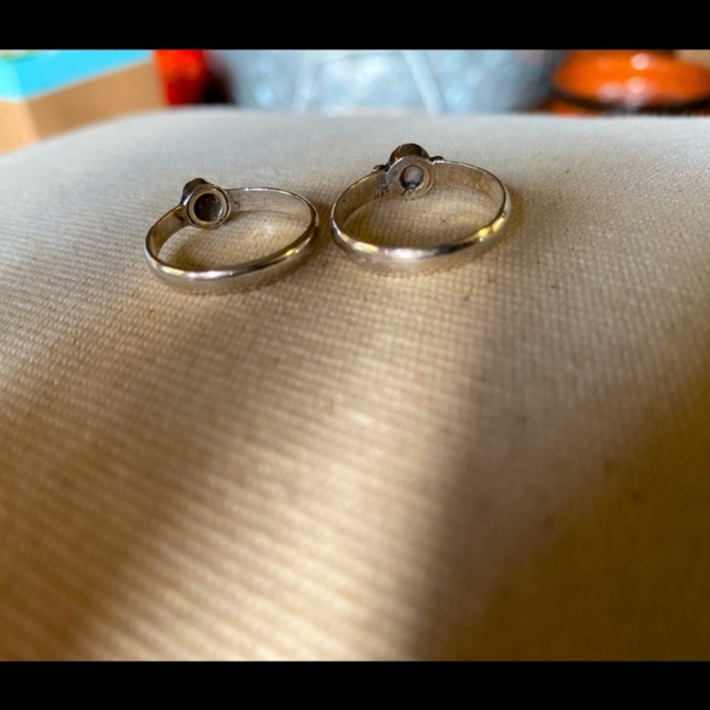 Two Sterling Silver Freshwater Pearl Rings Stackable Pair Jewelry - Picture 4 of 4